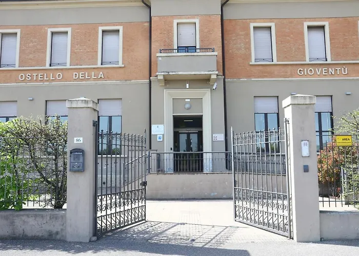 Student's * פארמה